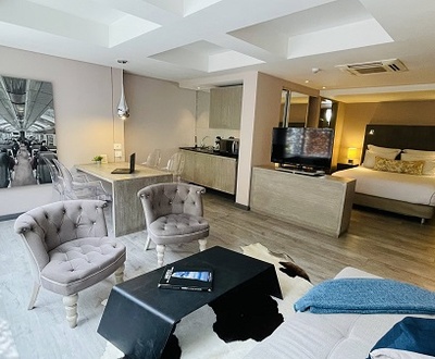 QUEEN SUITE Hotel CITYFLATS